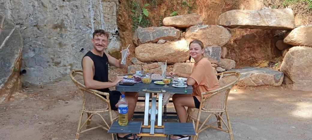 Jungle Beach Inn Unawatuna Luaran gambar