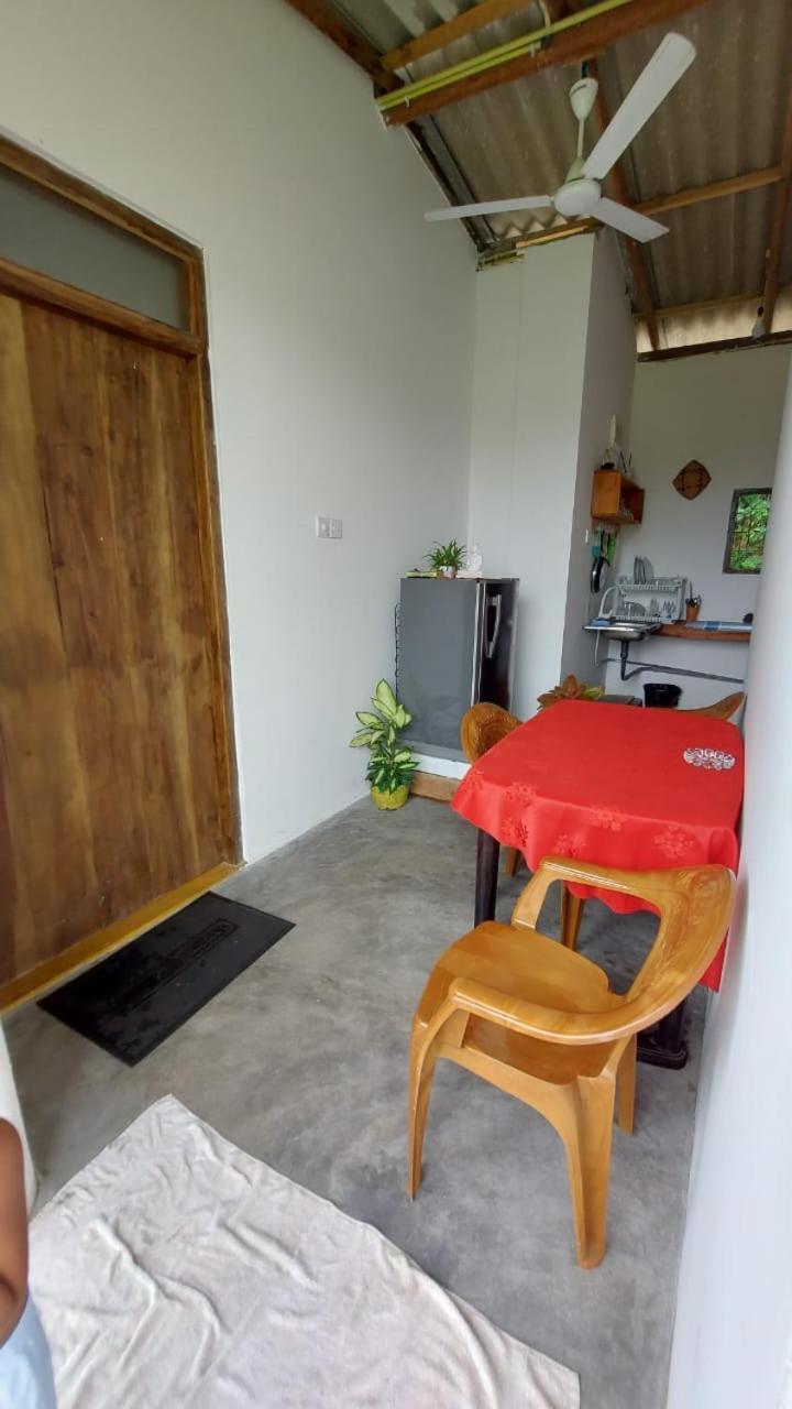 Jungle Beach Inn Unawatuna Luaran gambar